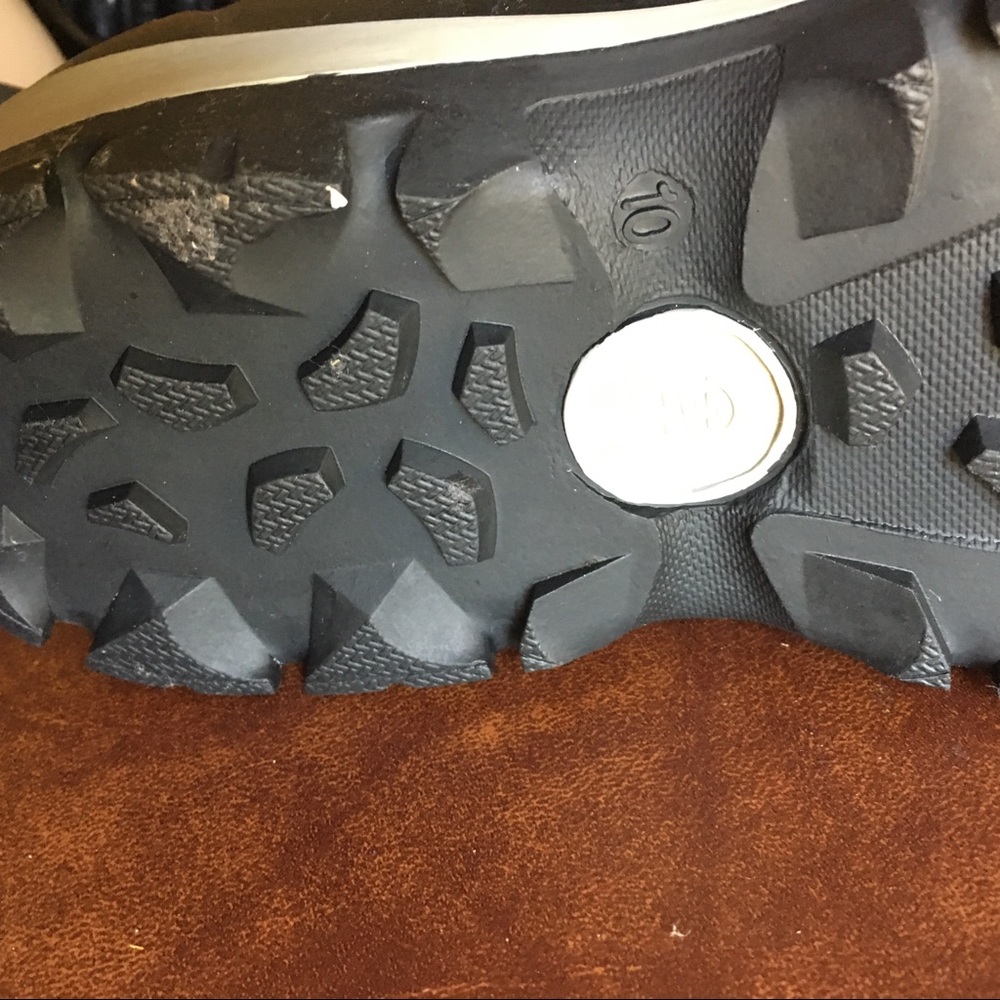 host pick ๐๐NWT Kamik black waterproof boots - Picture 6 of 8